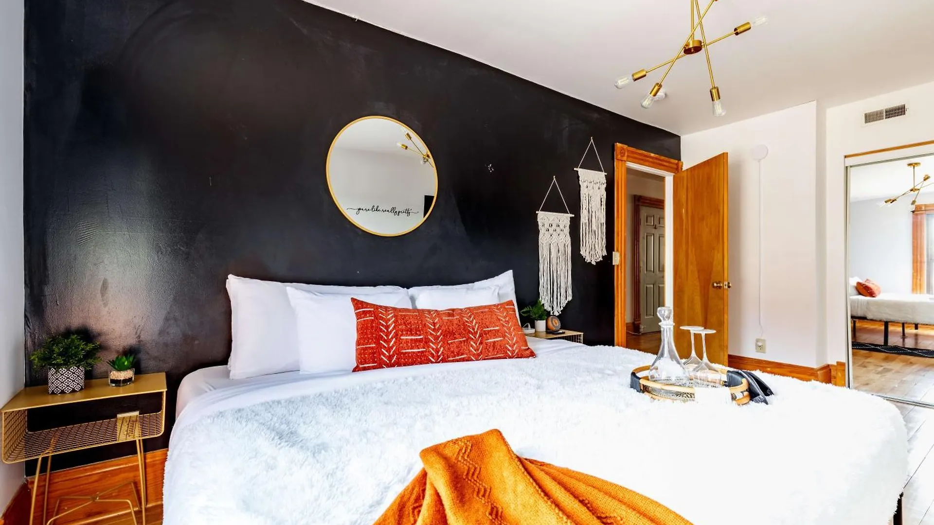 Hotel Prime Location Top Rated Clean Parking Free Columbus USA