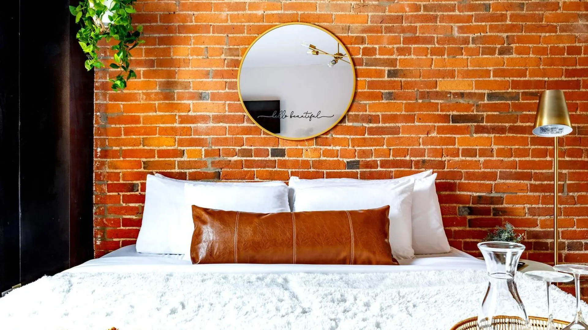 Prime Location Top Rated Clean Parking Free Columbus